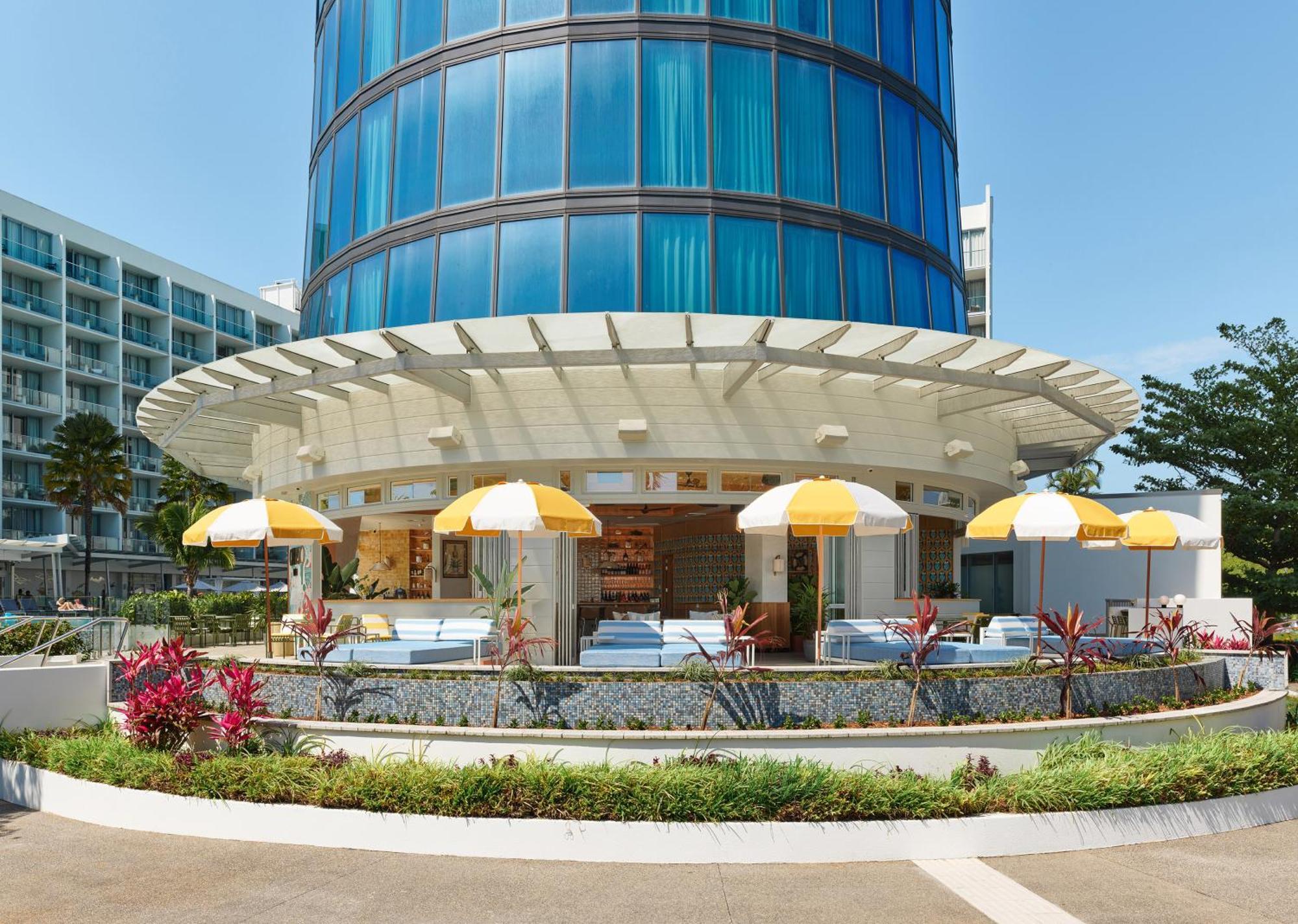 Crystalbrook Riley Otel Cairns Dış mekan fotoğraf The Beach Bar